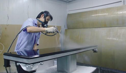 木器漆慎重選擇有考慮_漆強(qiáng)漆.jpg 木器漆慎重選擇有考慮_漆強(qiáng)漆.jpg