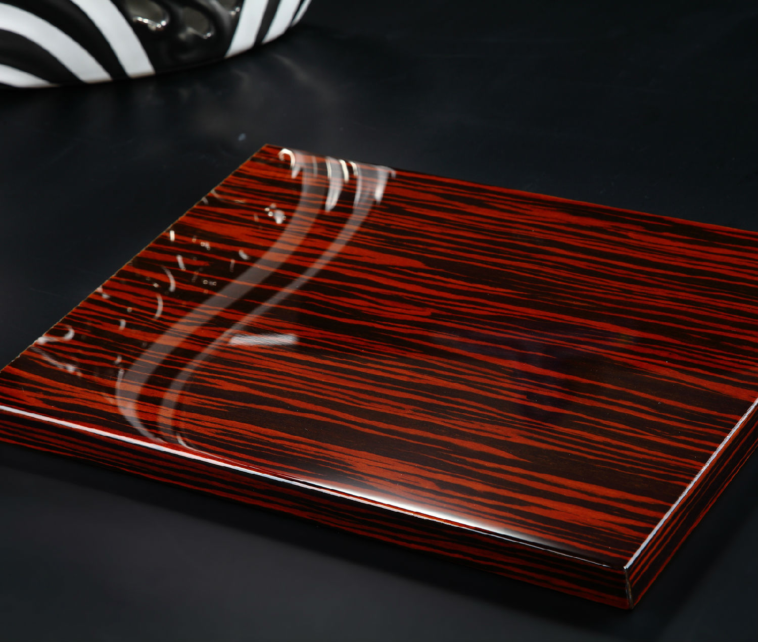 漆強(qiáng)漆通透性3.jpg 漆強(qiáng)漆通透性3.jpg